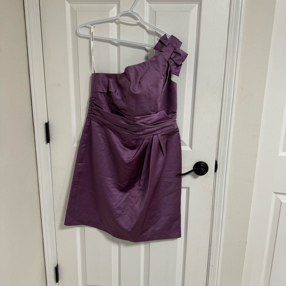 David’s bridal one shoulder dress with pleated bodice Color purple/plum Size 14. - Picture 1 of 9